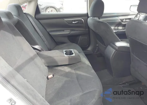 2015 Nissan Altima 2.5/2.5 S/2.5 Sl/2.5 Sv z USA, uszkodzony, nr VIN 1N4AL3AP5FC276504